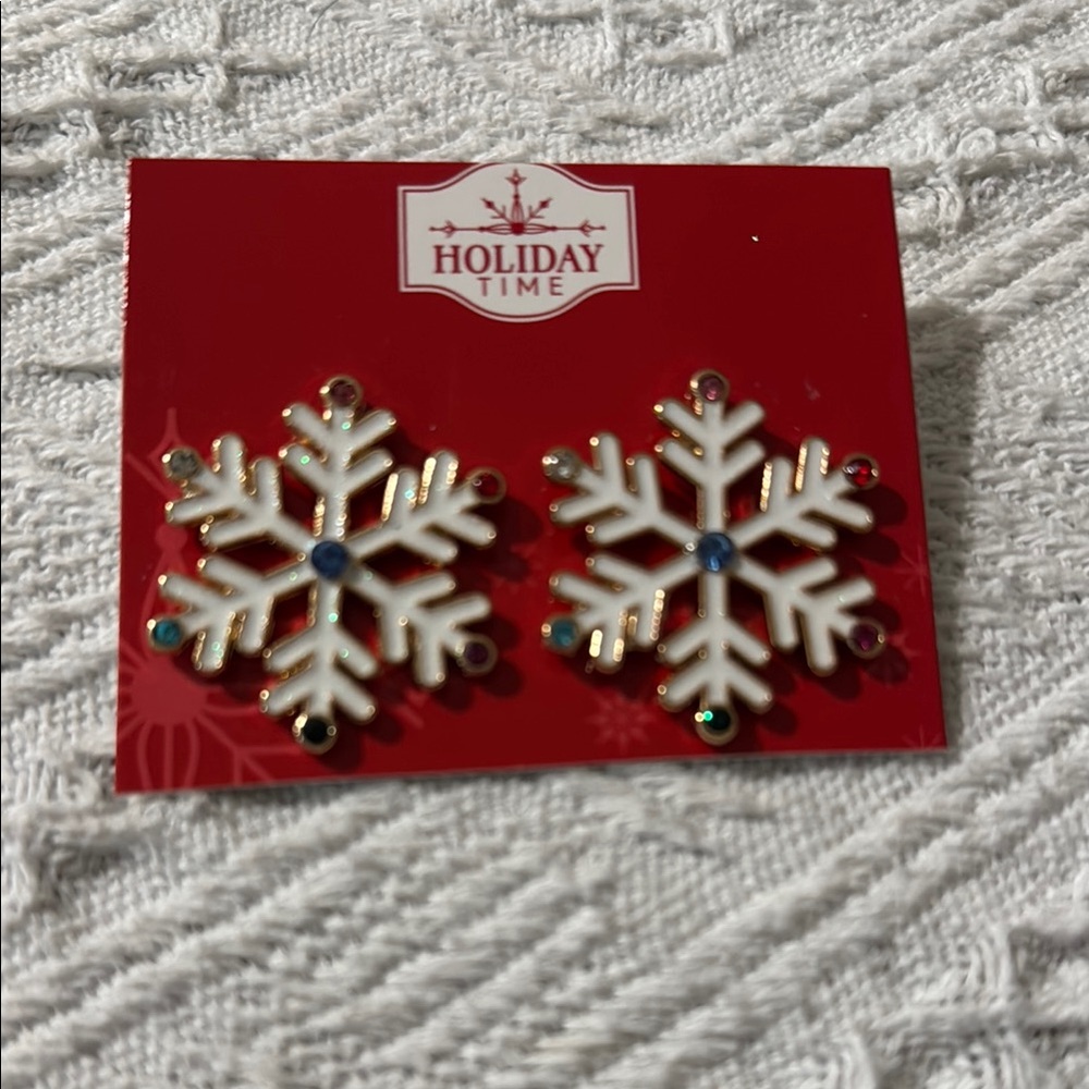 Holiday Time White and Gold Snowflake Ornaments